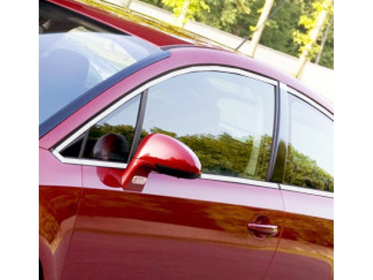 Baguette chrom&eacute;e de contour des vitres lat&eacute;rales pour Citro&euml;n C4 Coup&eacute;