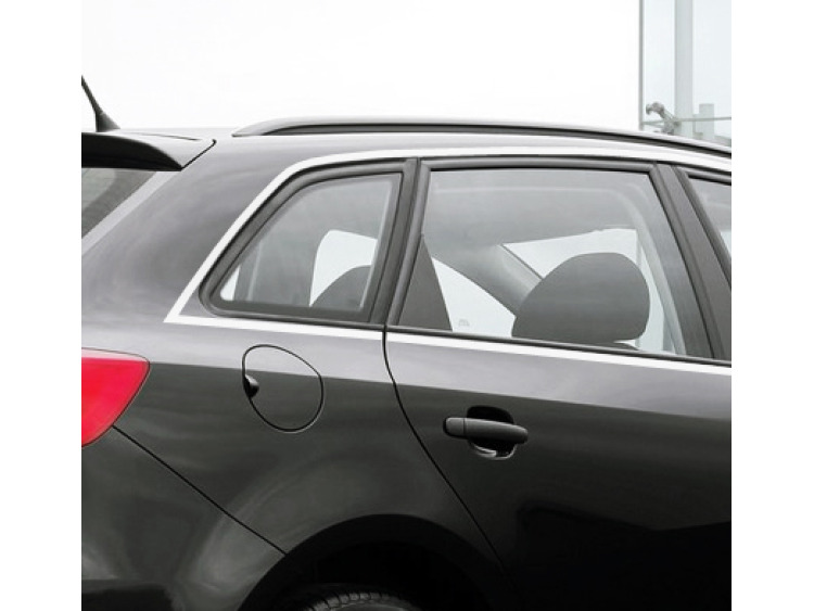 Baguette chrom&eacute;e de contour des vitres lat&eacute;rales pour Seat Ibiza ST