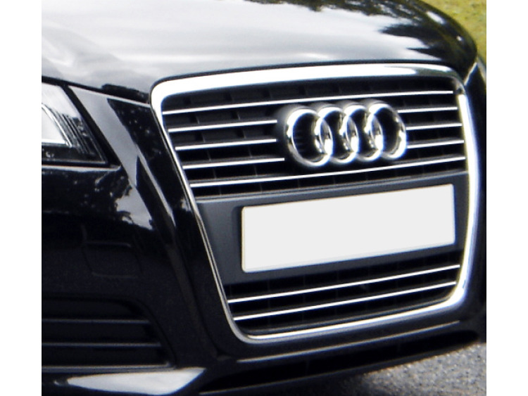 Baguette de calandre chrom&eacute;e compatible avec Audi A3 s&eacute;rie 2 phase 2 08-12 & Audi A3 S&eacute;rie 2 Phase 2 Sportback 08-1
