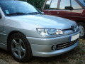 Baguette de calandre chrom&eacute;e compatible avec Peugeot 306 Peugeot 306 CC Peugeot 306 SW