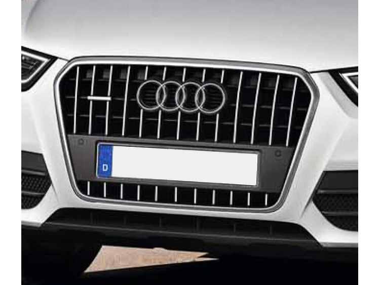 Baguette de calandre chrom&eacute;e pour Audi Q3
