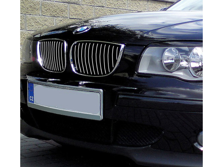 Baguette de calandre chrom&eacute;e pour BMW S&eacute;rie 1 E81 07-11/E82 07-13 coup&eacute;/E87 04-07/E87 LCI 07-11/E88 