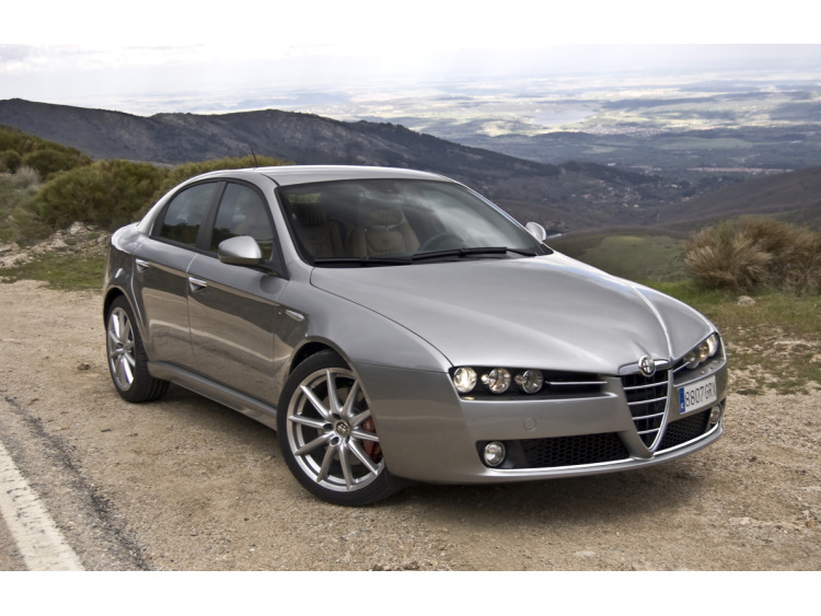Baguette de calandre inf&eacute;rieure chrom&eacute;e pour Alfa Romeo 159