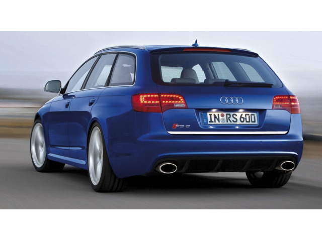 Baguette de coffre chromée compatible avec Audi RS6 0826