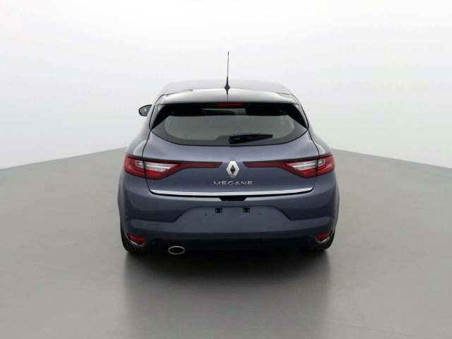 Baguette de coffre chromée compatible avec Renault Mégane IV 1526