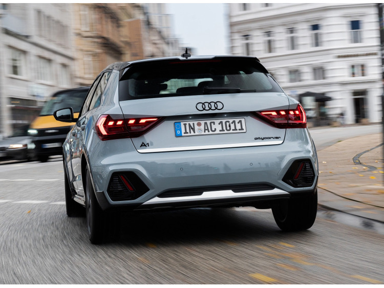 Baguette de coffre chrom&eacute;e pour Audi A1 18-26 Sportback