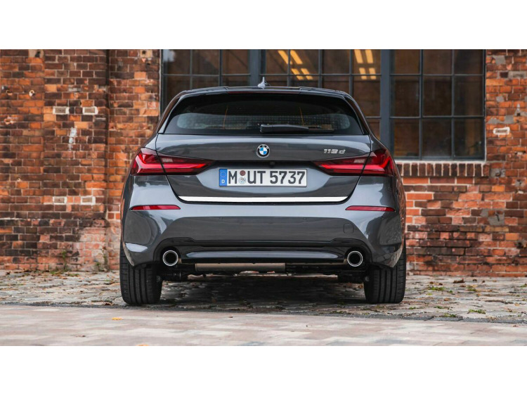 Baguette de coffre chrom&eacute;e pour BMW S&eacute;rie 1 F40 19-26