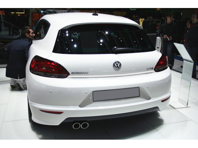 Baguette de coffre chromée pour VW Scirocco