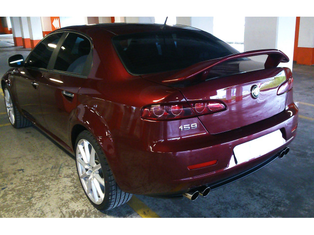 Becquet  aileron compatible avec Alfa Romeo 159 v2