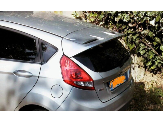 Becquet  aileron compatible avec Ford Fiesta VII 1726