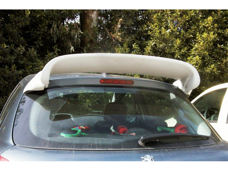 Becquet / aileron compatible avec Peugeot 207