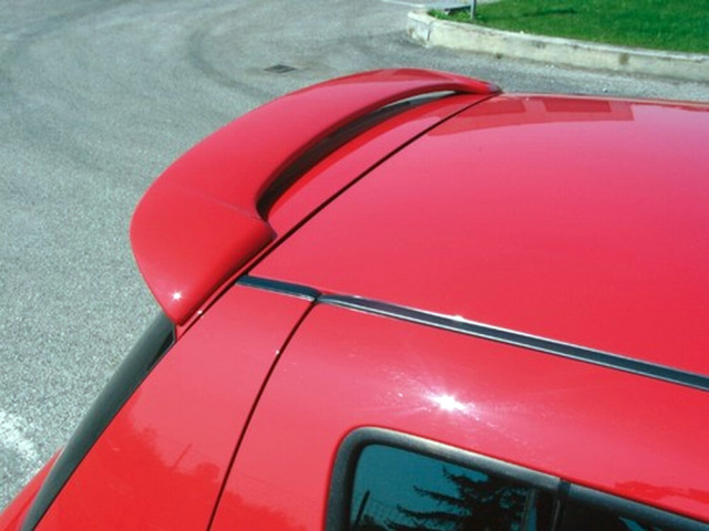 Becquet  aileron compatible avec Suzuki Swift II 0410